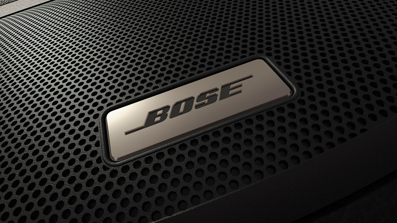 2017-nissan-rogue-bose-audio