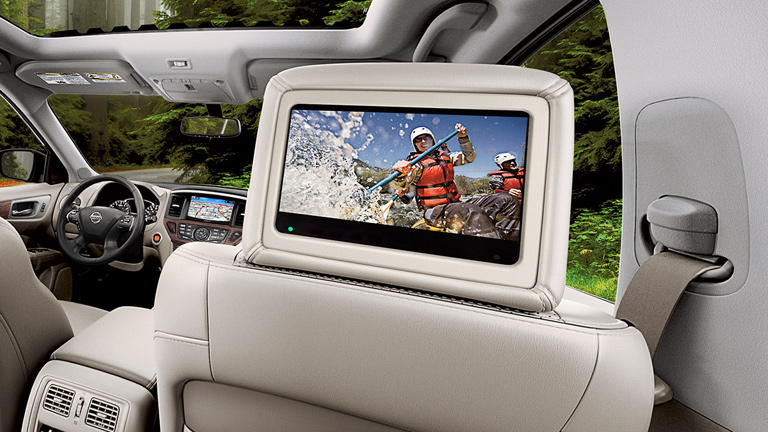 2017-nissan-pathfinder-tri-zone-entertainment-system-small