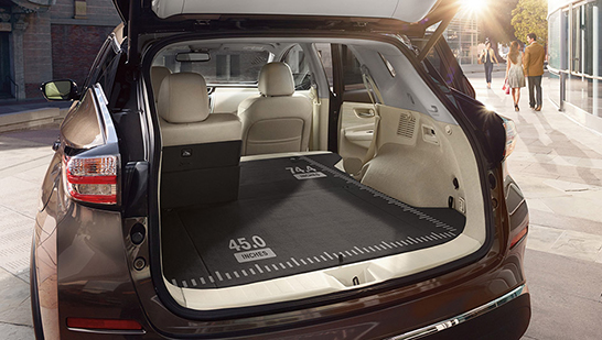 2017-nissan-murano-rear-cargo-space-folded-down-seats