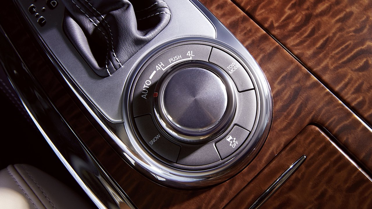 2017-nissan-armada-mode-control-dial-large